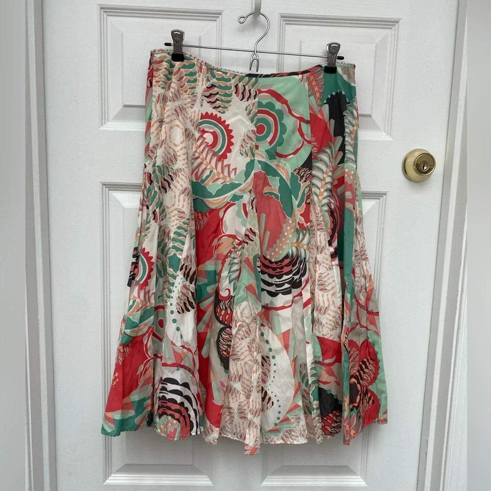 Elie Tahari Red and Green Silk / Cotton A-Line Skirt - Size 6